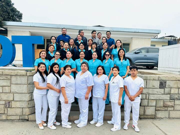 Equipo UCI frente al HRDT